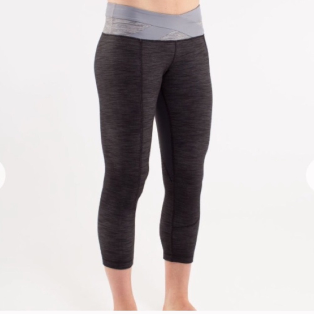 Lululemon Power House Crop Leggings Black Wee Sz 2